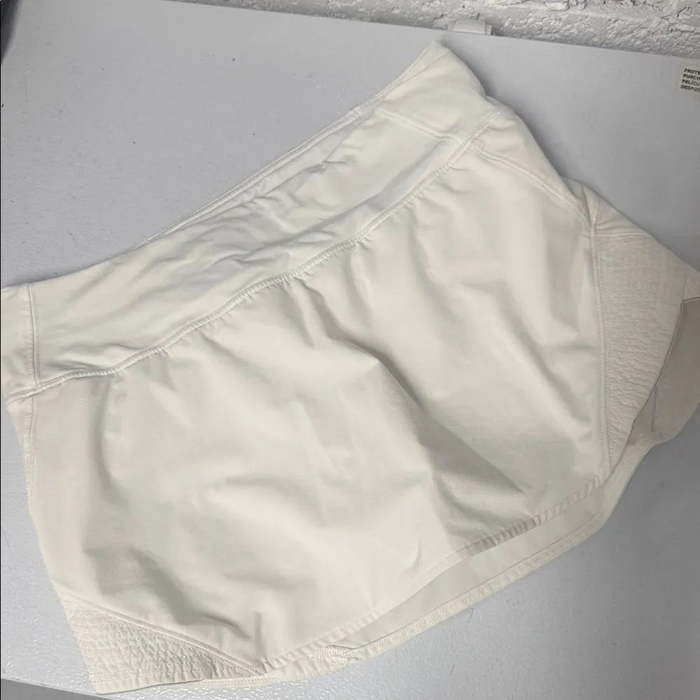 White LULULEMON Tennis Skirt Shorts with Pockets Size 8 Back Zipper